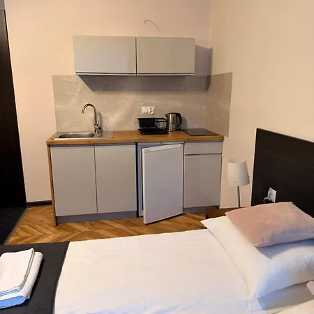 Luiza Homestay